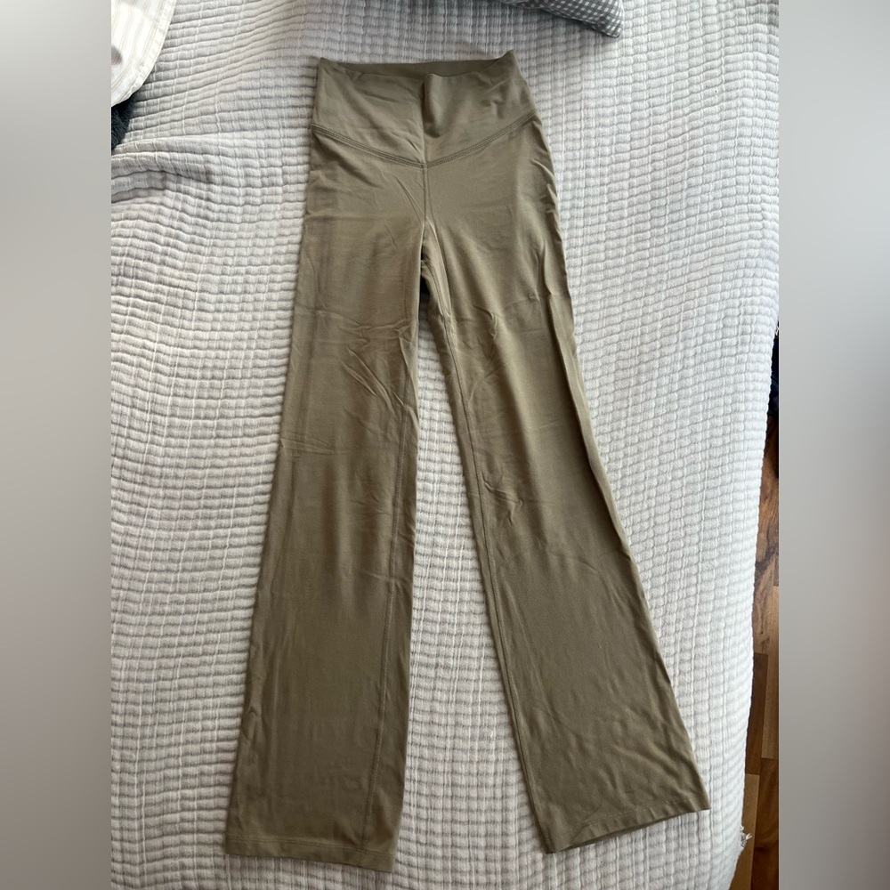 Old Navy Powerchill bootcut extra high rise yoga pants